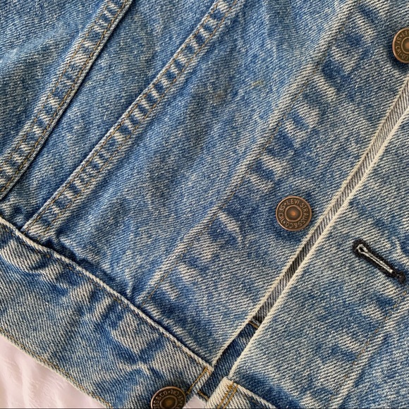 SOLD Vintage Levi’s Denim Jacket 71205 0213 Size 44L - Picture 11 of 16